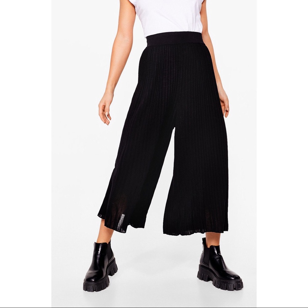 Knitted Ribbed Wide Culottes - Picture 4 of 6